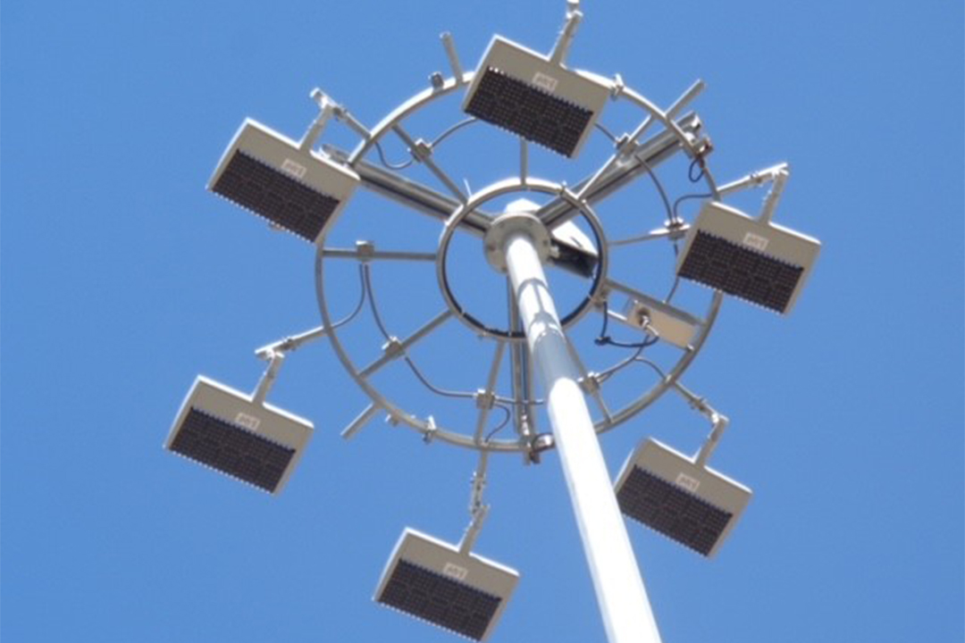 Image of LED high-mast lighting fixture.