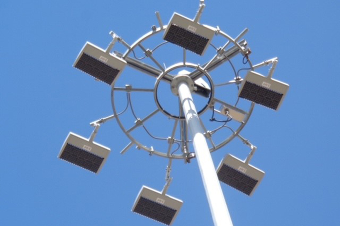 Image of LED high-mast lighting fixture.