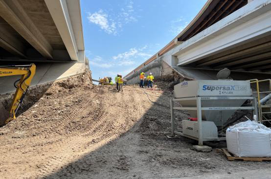 Dirt rise at the RM-620 turnaround.